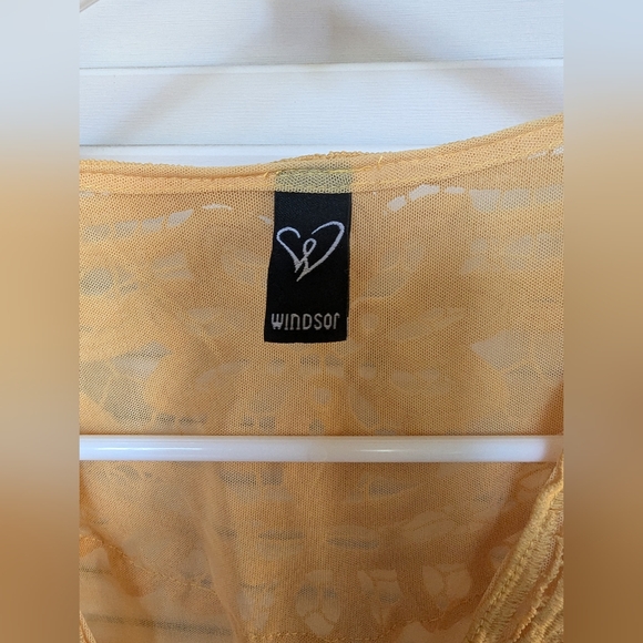 Windsor Mustard Yellow Sheer Lace Bodysuit size Small - Picture 4 of 12